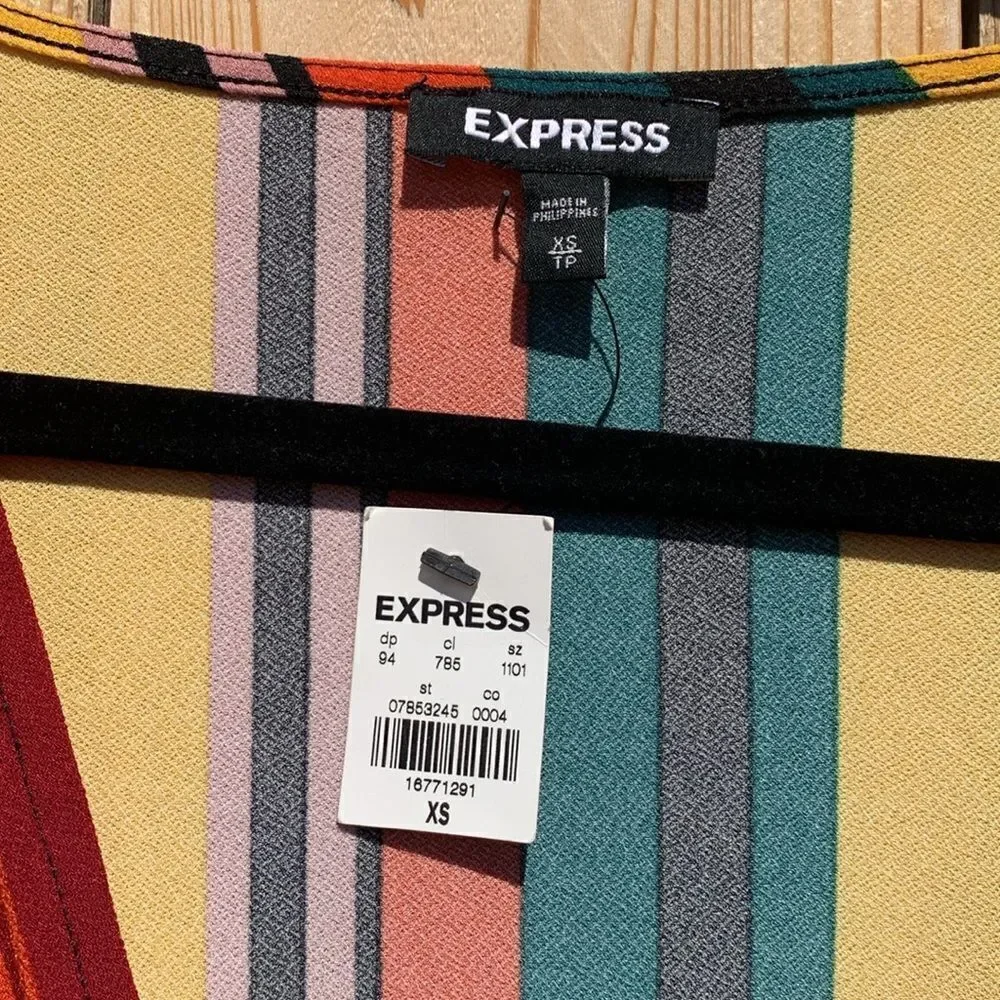 Take 50% OFF- New Express Multi-colored 3/4 Sleeved Jumpsuits, Size-XS